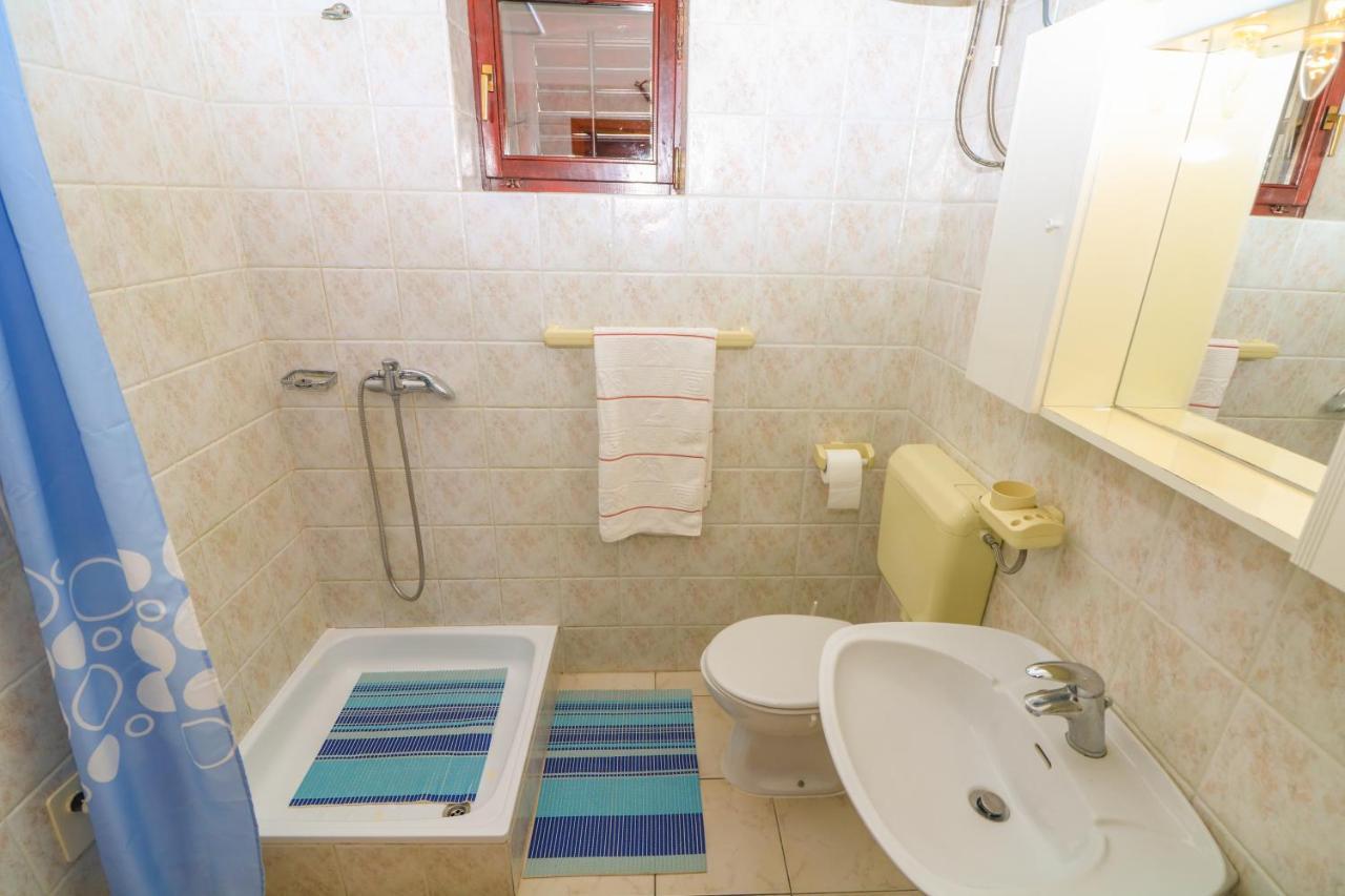 Apartment Marulic In Old Town Башка Экстерьер фото